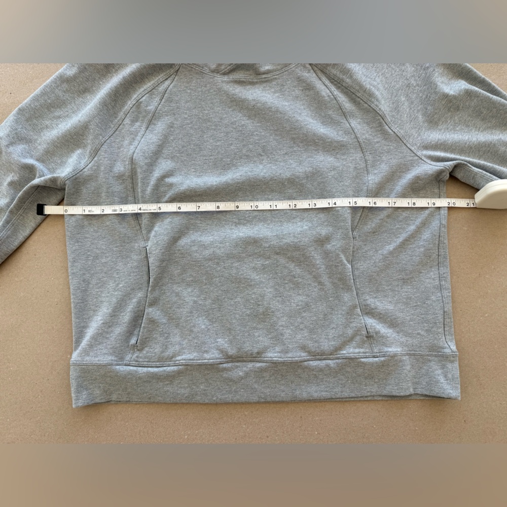 Lululemon — Scuba Cropped Hoodie — Size 10 - Picture 9 of 15